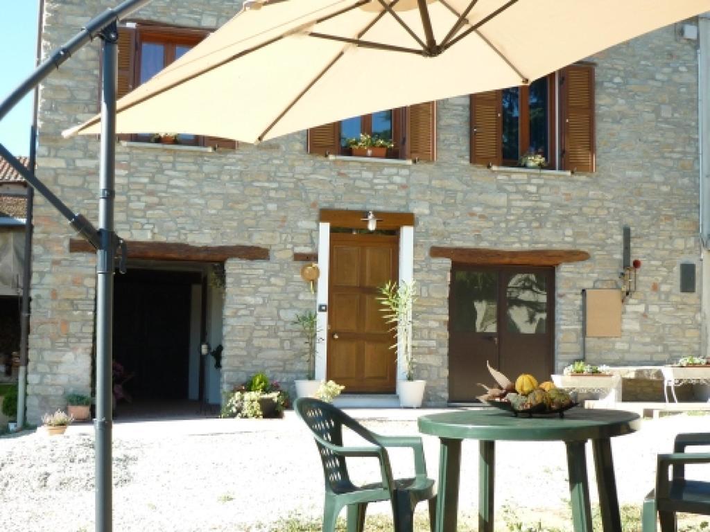 Il Grappolo In Langa Βίλα Monastero Bormida Εξωτερικό φωτογραφία
